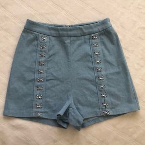 High waisted fitted shorts